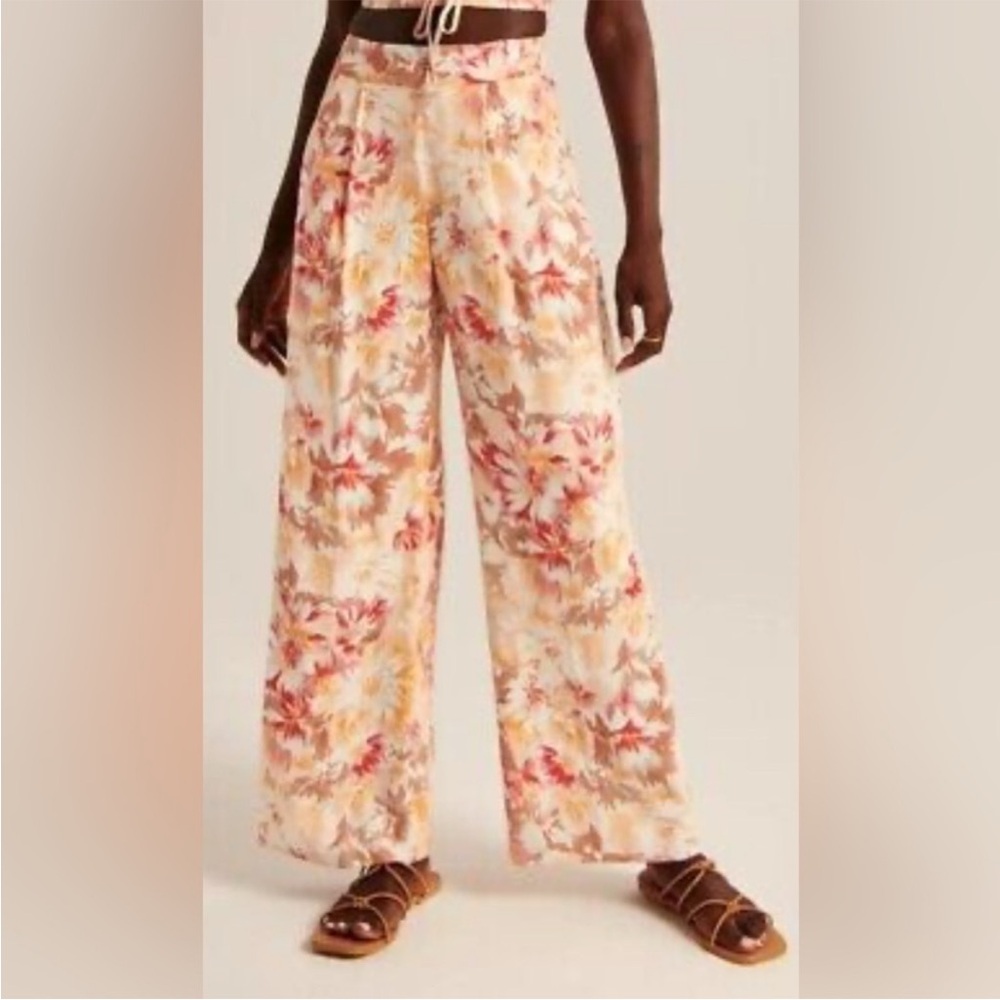 Abercrombie & Fitch Wide Leg Floral Linen Blend Pull On Pants w/Pockets; size L